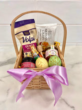 Load image into Gallery viewer, Small, Medium, &amp; Large Easter Baskets
