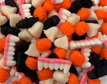 Load image into Gallery viewer, Halloween Candy Bags

